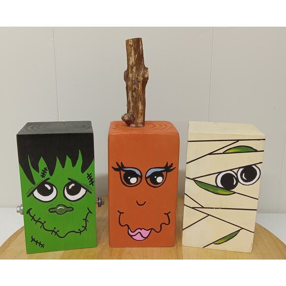 Set Of 3 Halloween Shelf Sitters Mr&Mrs Frankenstein Mummy Monster Blocks - Picture 1 of 5